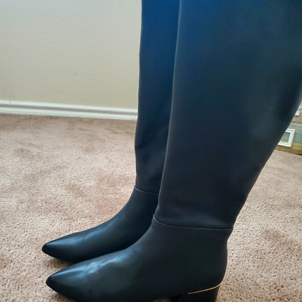 Steve Madden Sexy Black Boots